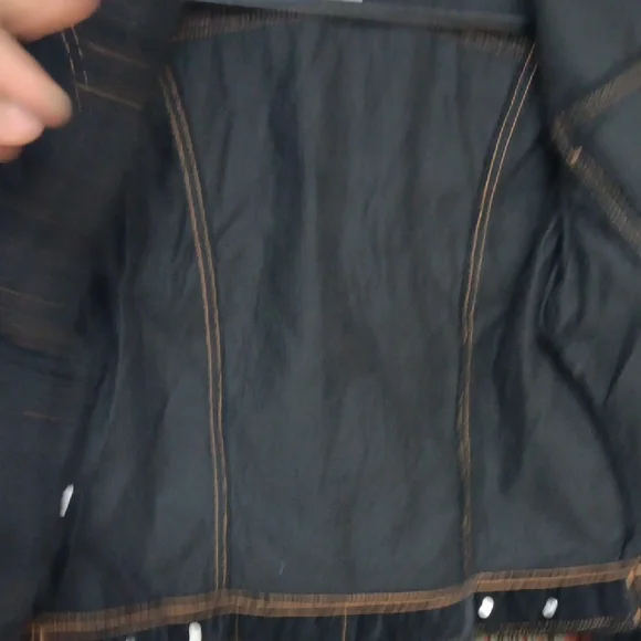 Women's Black Denim Jacket - Picture 8 of 8